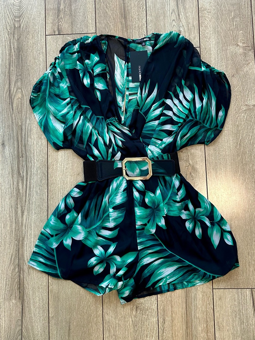 Fashion Nova Tropical Leaf Print Romper | XS | Black/Green | New With Tags